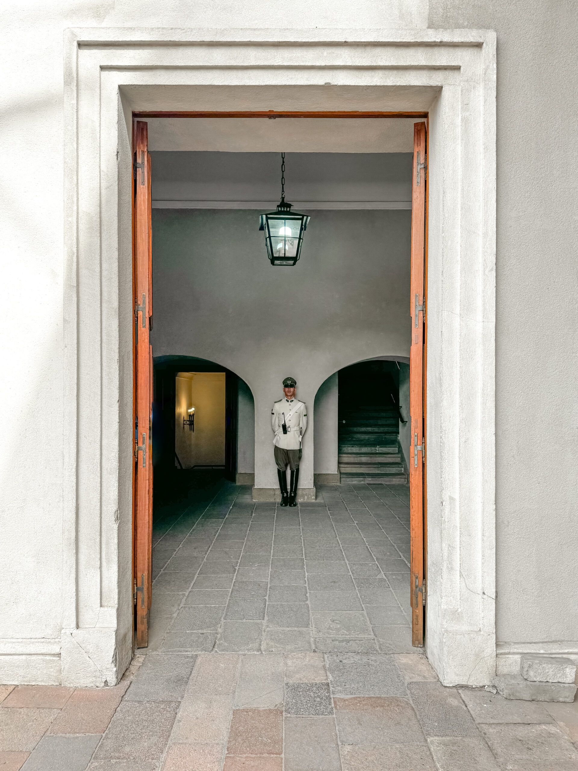 Guardia en el Palacio de la Moneda, Santiago de Chile